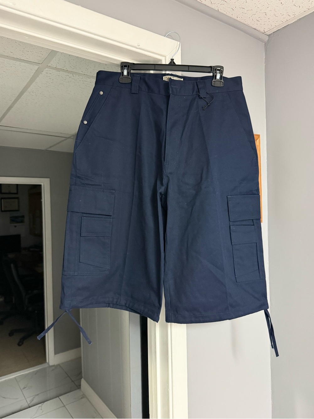 Men's Navy Cargo Shorts - Durable Utility Style